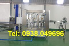 Máy chiết rót 3 trong 1 phục vụ nhu cầu sản xuất nước uống cho công ty, doanh nghiệp tại TP HCM